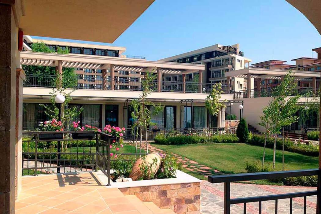 Patrick'S Apartments - Sorrento Sole Mare, Sveti Vlas Exterior foto