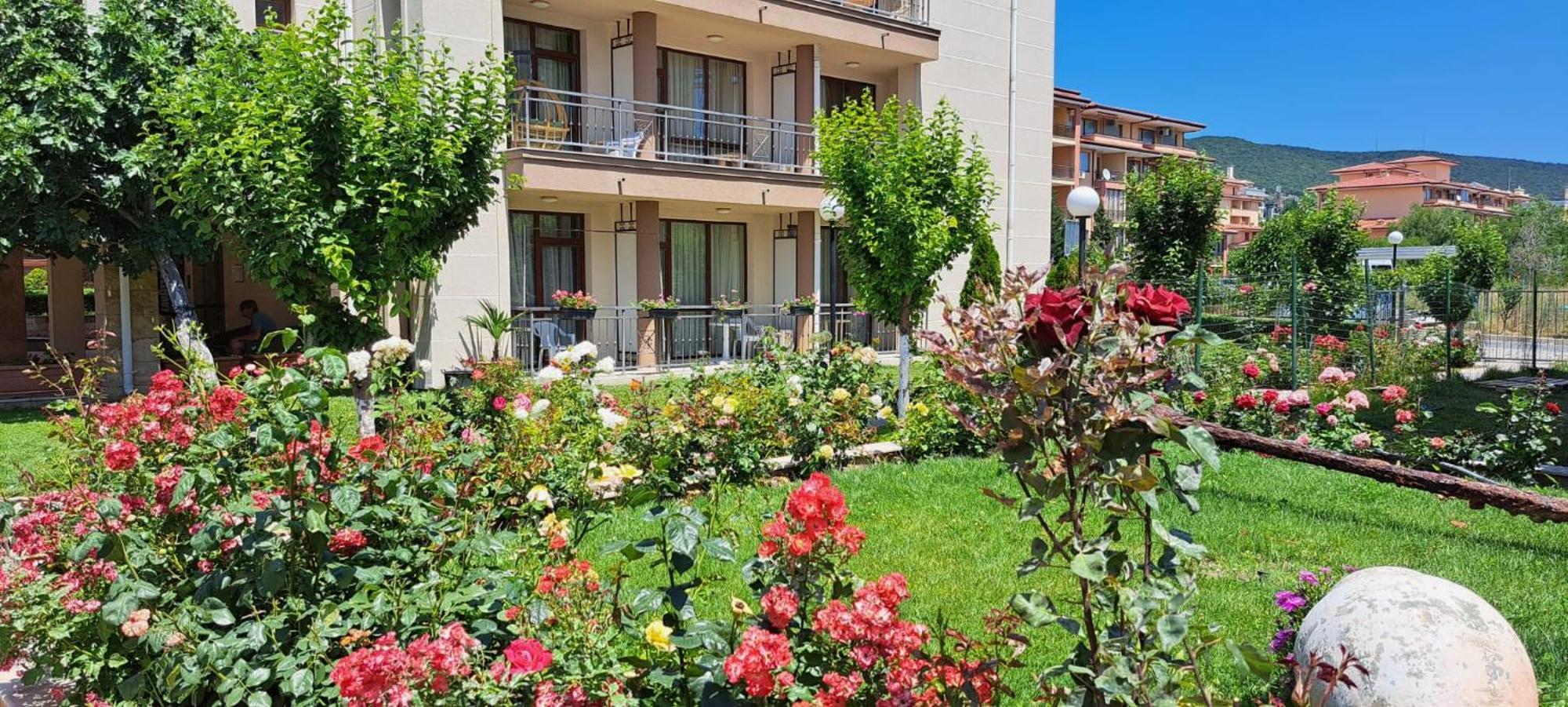 Patrick'S Apartments - Sorrento Sole Mare, Sveti Vlas Exterior foto